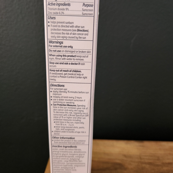 New IT Cosmetics CC+ Illumination Cream Light SPF 50+ Full Coverage Foundation - Picture 3 of 7